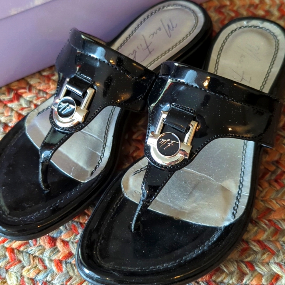 Marc Fisher sandal